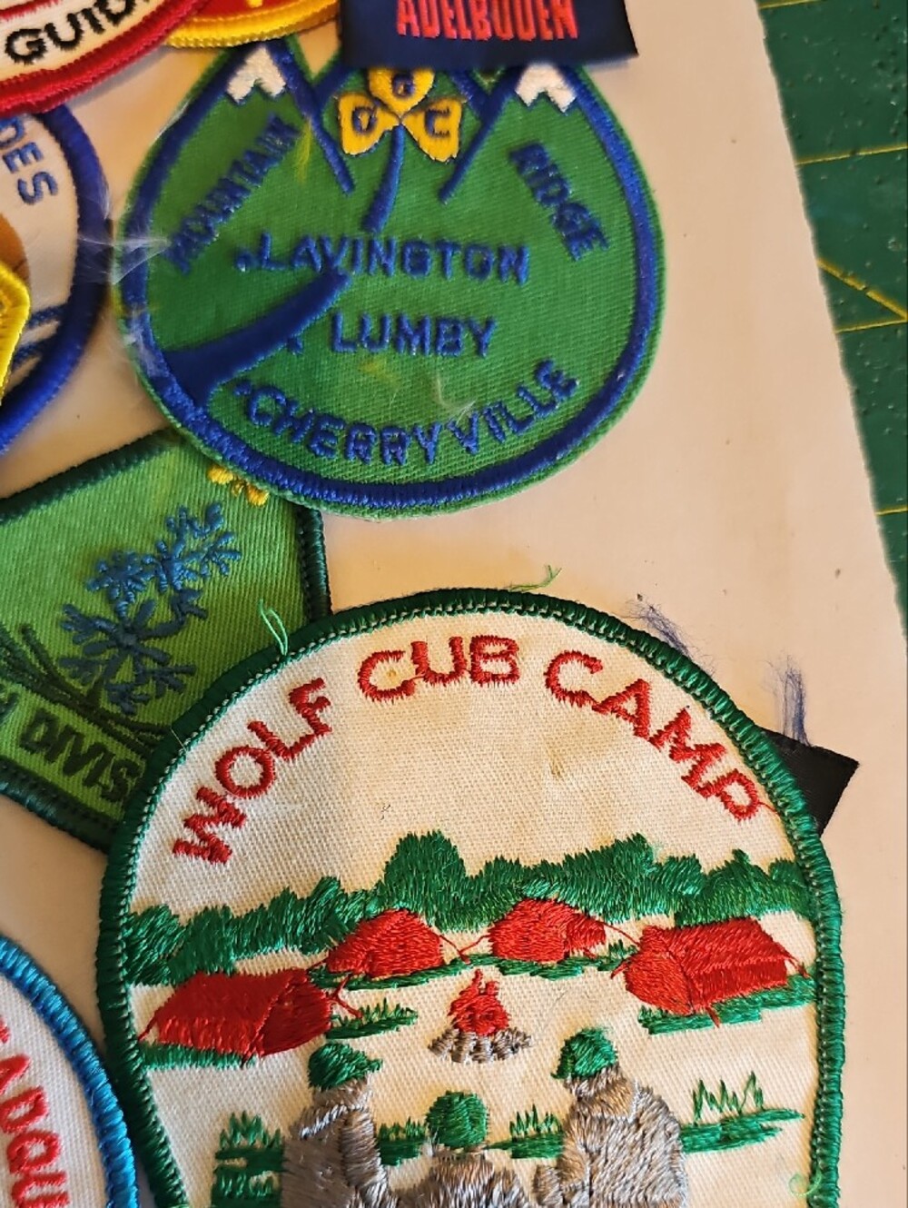 Vintage Collectible Guide Camp Patch Lot - Colorful Embroidered Patches - Picture 8 of 10